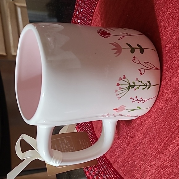 🌸Rae Dunn Floral Love Mug - Picture 2 of 4
